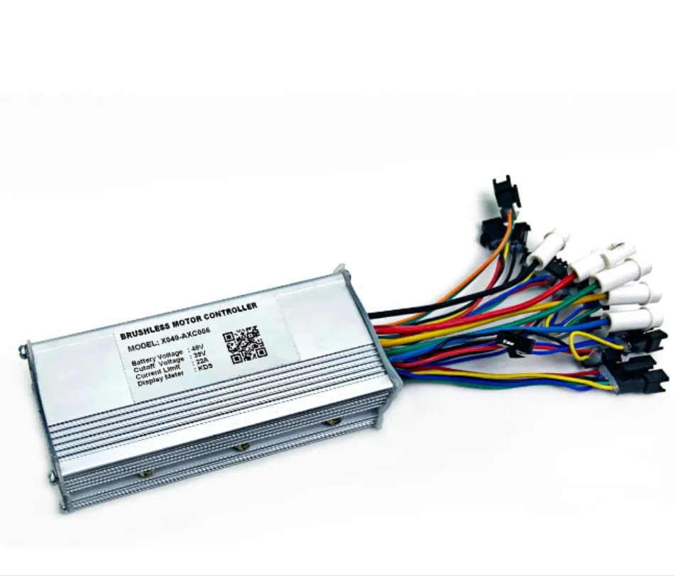 Kefe nélküli motorvezérlő X040-AXC006 / AXC004, 48 V 22 A