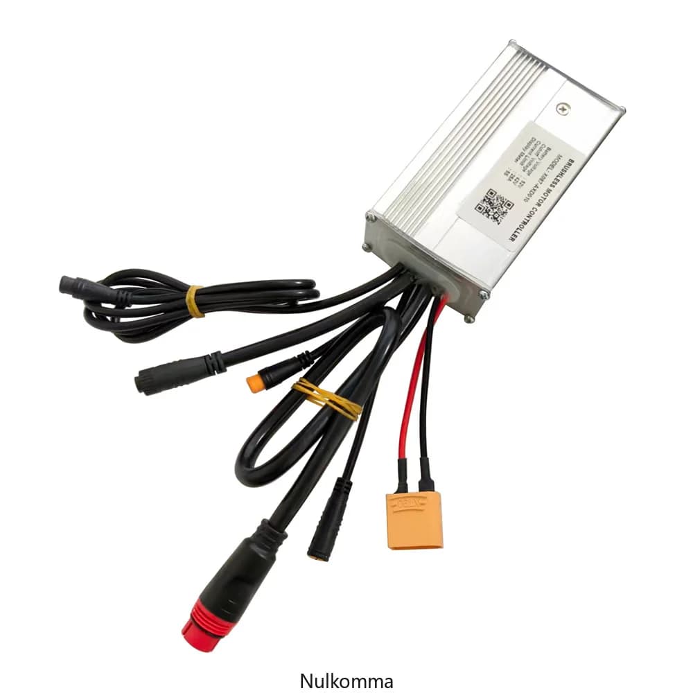 Kefe nélküli motorvezérlő X087-AXD010, 52 V 25 A (5S)