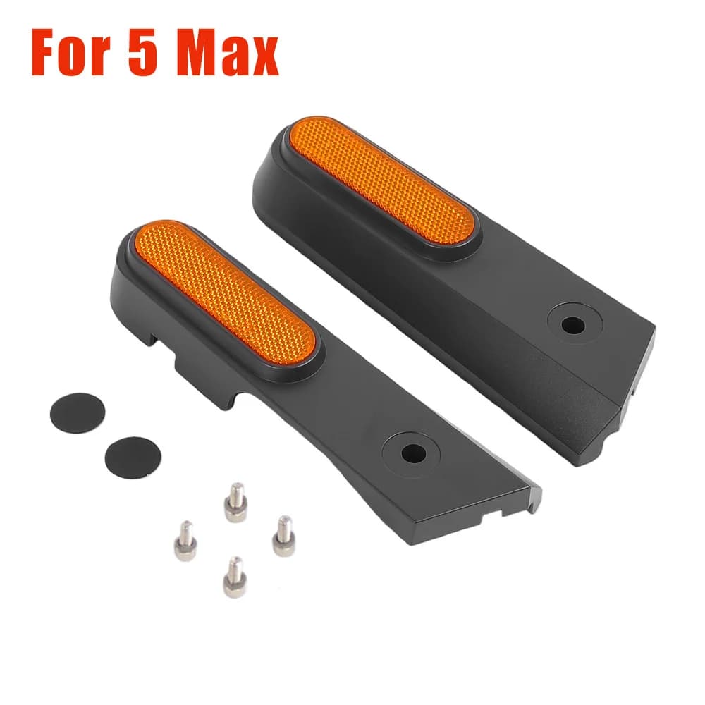 Hátsó kerékburkolat fényvisszaverővel Xiaomi 5, 5 Pro, 5 Max rollerhez – 5 Max