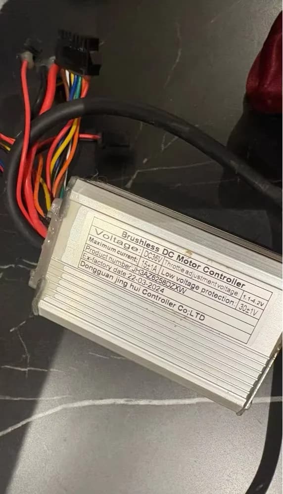 Kefe nélküli motorvezérlő JH3AZ6258DZXW, 36 V 15 A